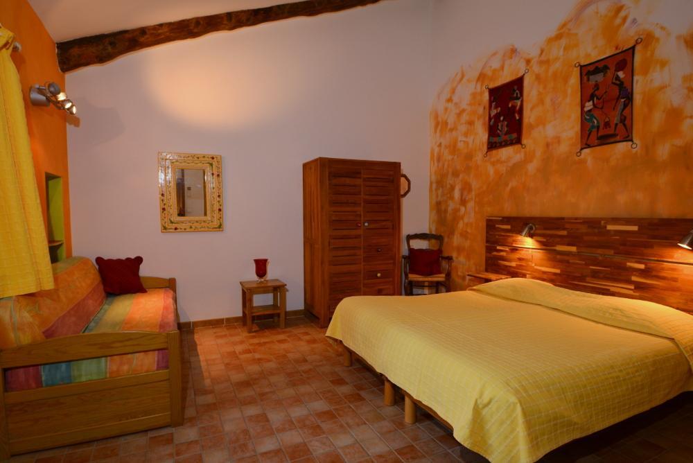 Hotel La Tuiliere En Luberon Cadenet Exterior foto